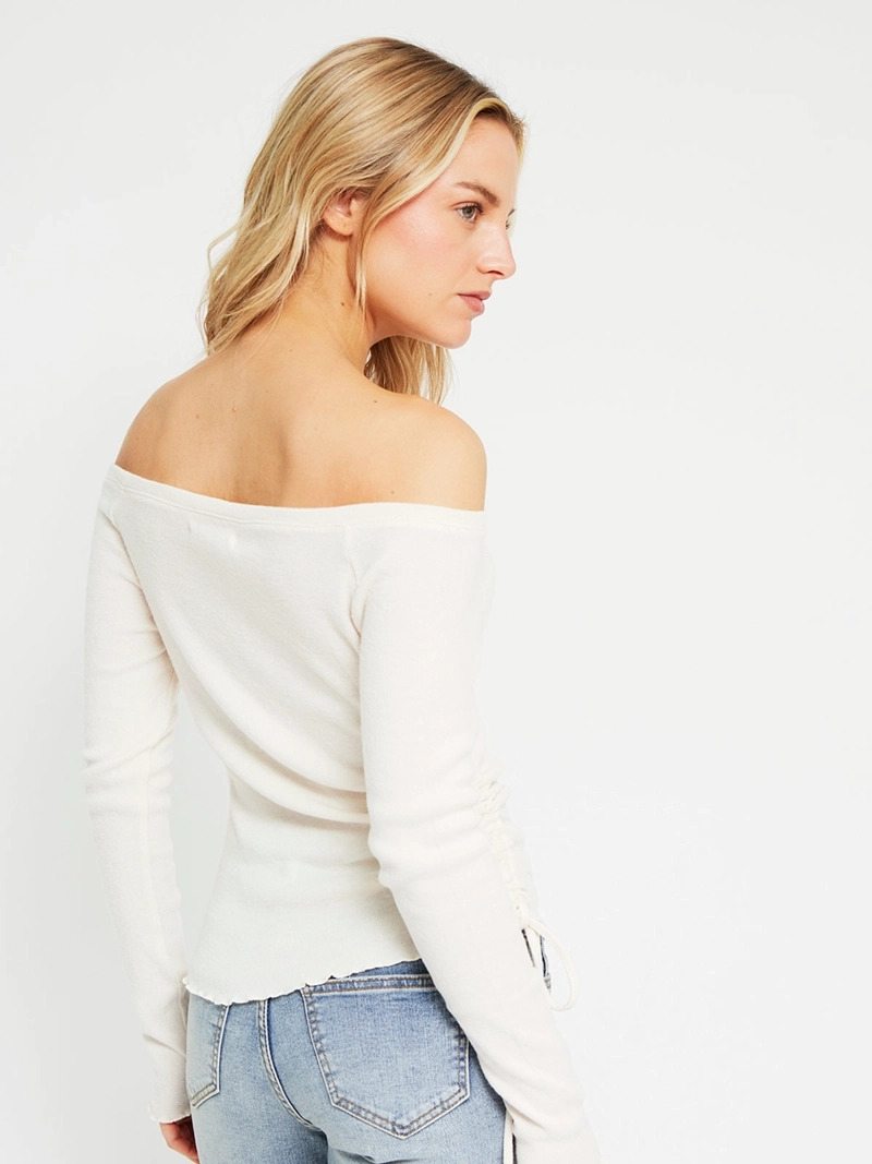 POLERA MUJER INDEX MANGA LARGA ASIMÉTRICA - 3