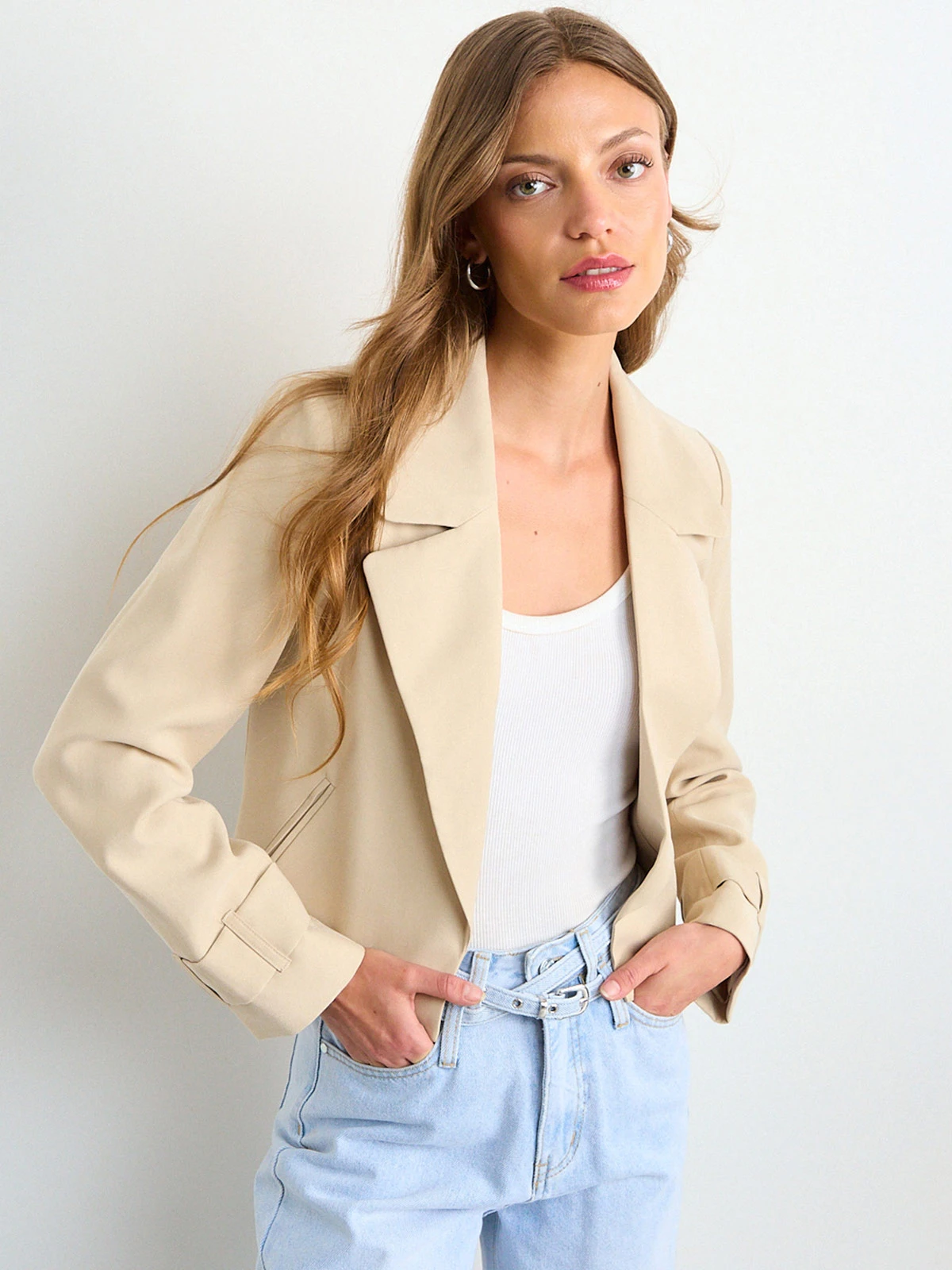 CHAQUETA MUJER IO TRENCH CROP IMPERMEABLE - 3