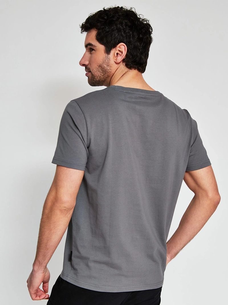 POLERA HOMBRE ROBERT LEWIS ALGODÓN CUELLO REDONDO MANGA CORTA ESTAMPADA - 2