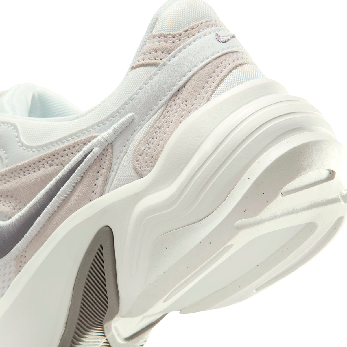 ZAPATILLAS MUJER NIKE URBANO AL8 - 8