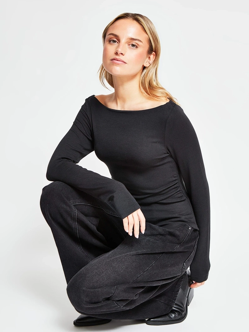 POLERA MUJER INDEX MANGA LARGA ASIMÉTRICA - 4