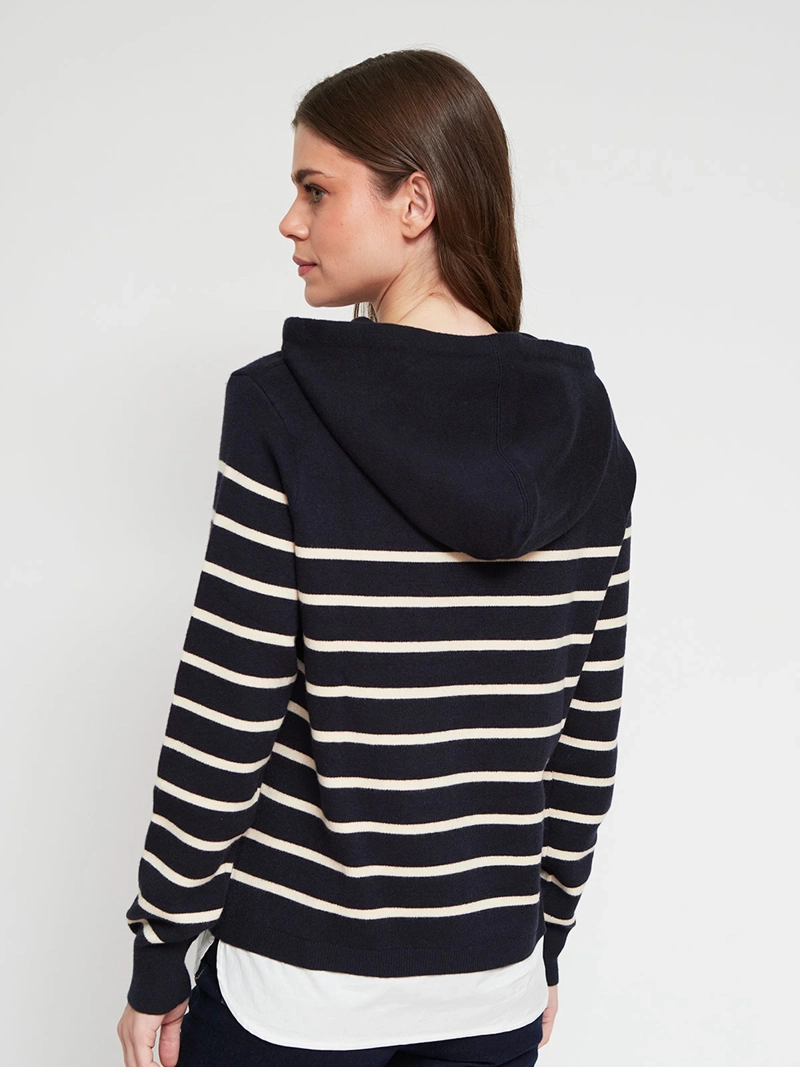 SWEATER MUJER REGATTA CON GORRO - 3