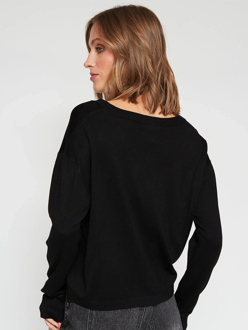 SWEATER MUJER MARQUIS CUELLO EN V - 3