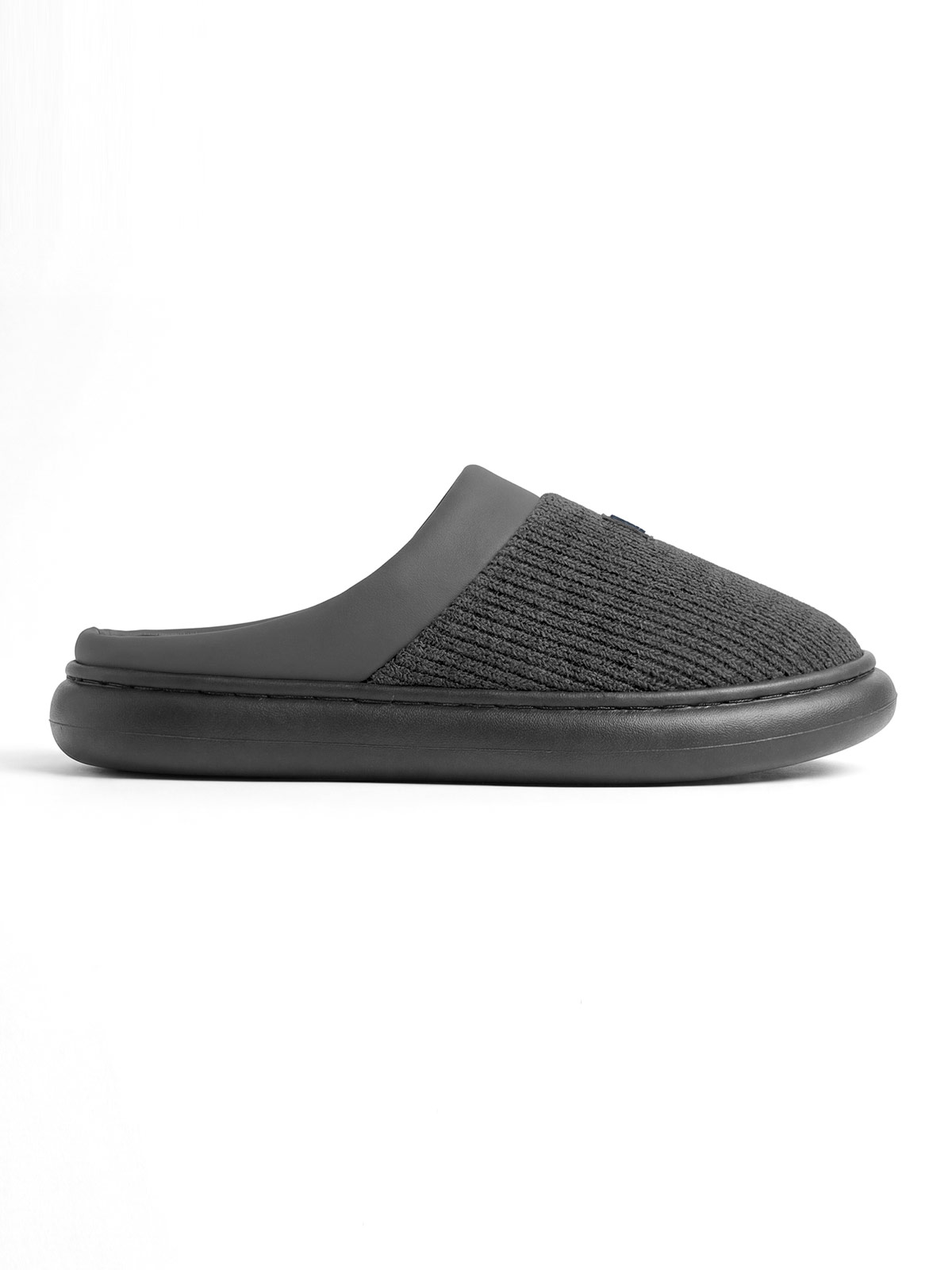 PANTUFLAS HOMBRE KENNETH STEVENS  - 2