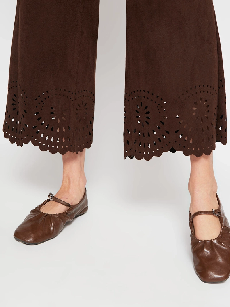 PANTALÓN MUJER CACHAREL TIPO GAMUZA PIERNA RECTA - 4