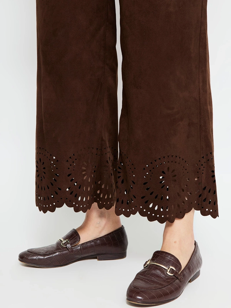 PANTALÓN MUJER CACHAREL TIPO GAMUZA PIERNA RECTA - 4