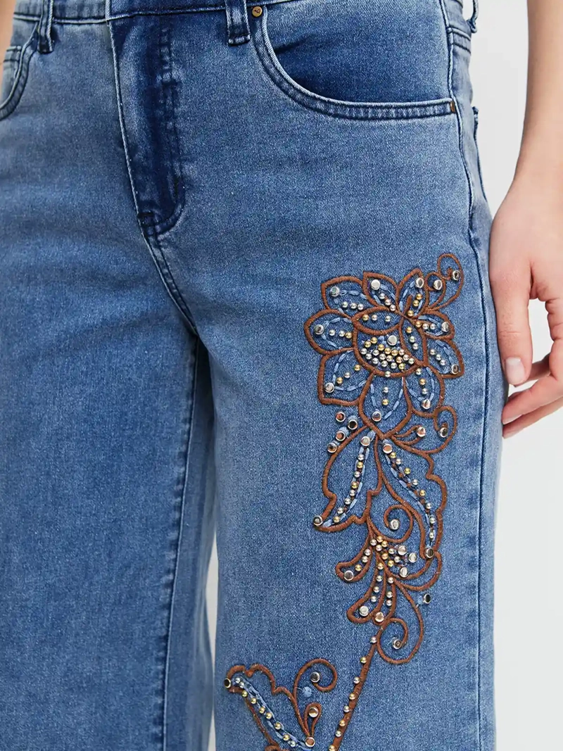 JEANS MUJER TATIENNE ALGODÓN BORDADO TACHAS - 4