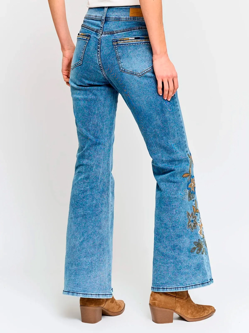 JEANS MUJER TATIENNE ALGODÓN FLARE BORDADOS - 3