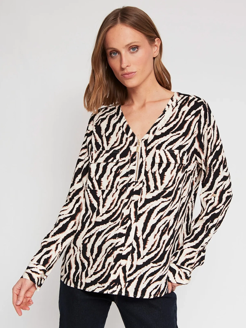 BLUSA MUJER CACHAREL CUELLO EN V MANGA LARGA CIERRE Y ESTAMPADO - 2
