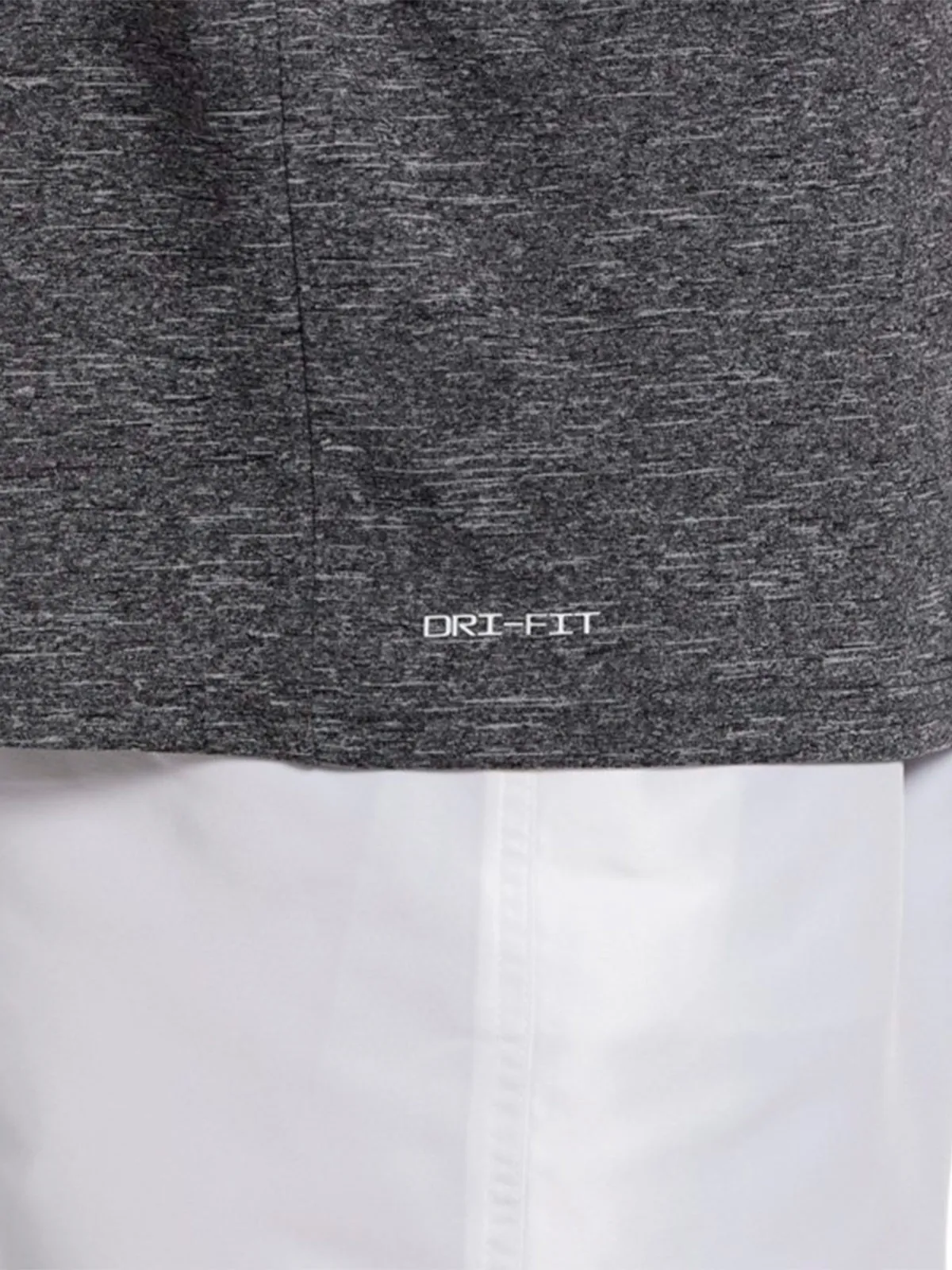 POLERA HOMBRE NIKE HYDROGUARD MANGA LARGA - 4