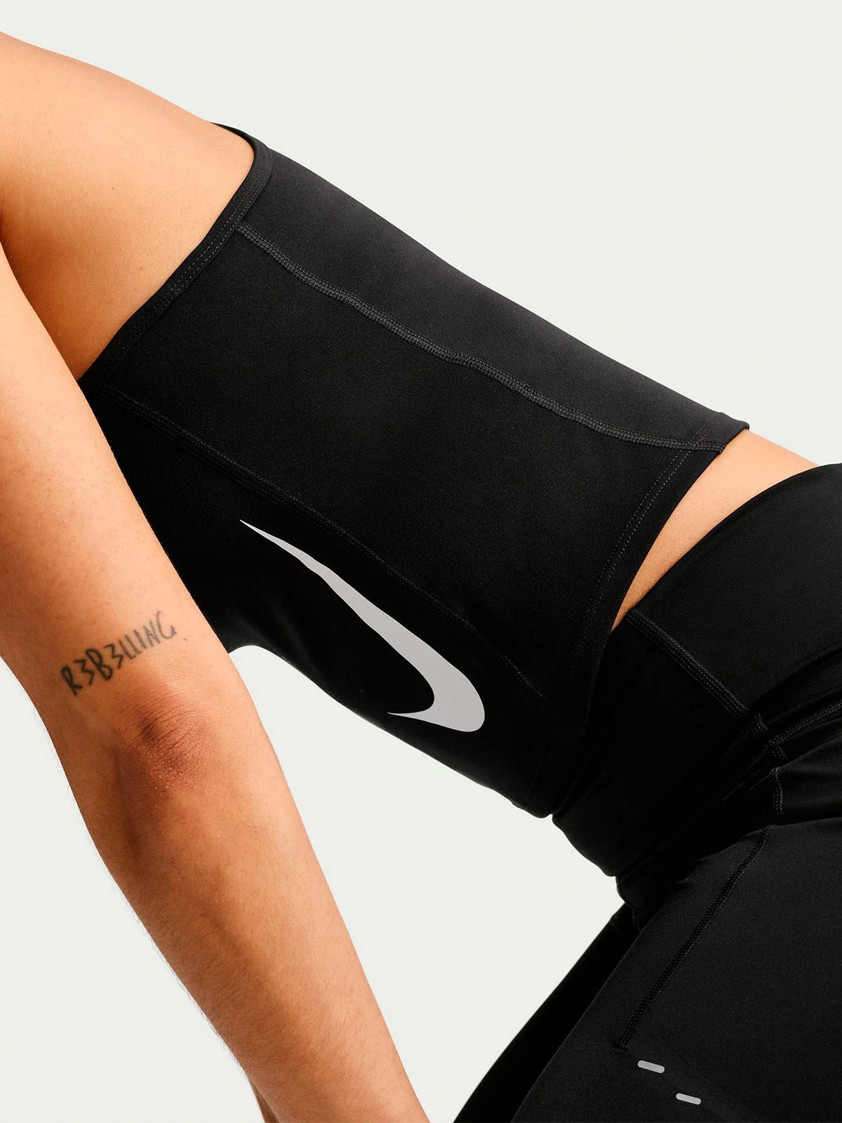 POLERA MUJER NIKE SWOOSH RUN - 3