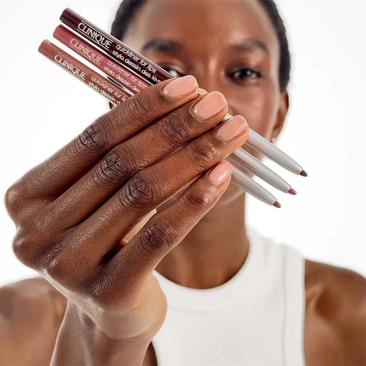 DELINEADOR DE LABIOS CLINIQUE QUICKLINER FOR LIPS BLACK HONEY 0,3 G - 4