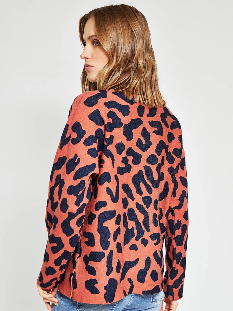 SWEATER MUJER TATIENNE ESTAMPADO ANIMAL - 3