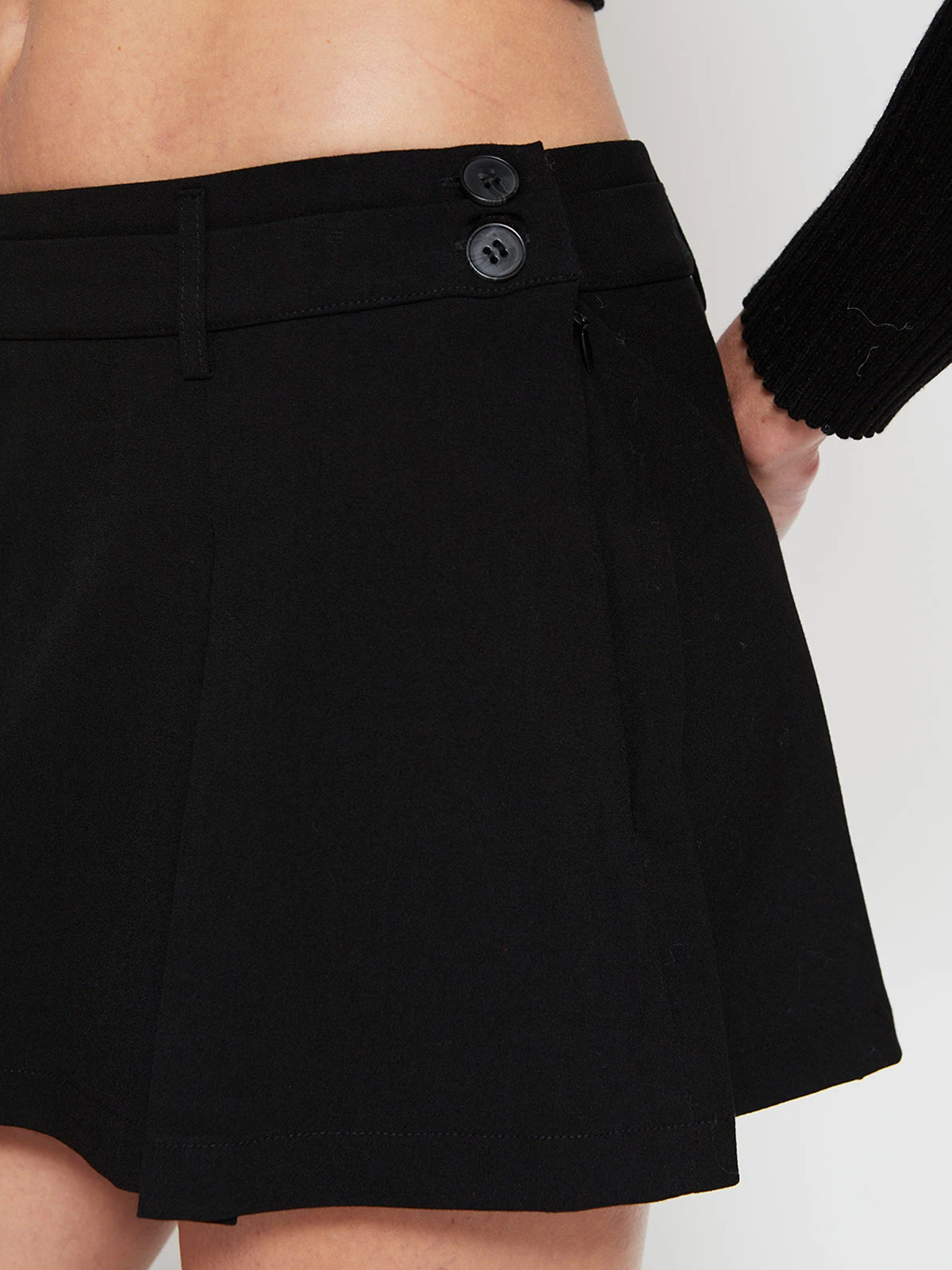 FALDA SHORT MUJER INDEX PLISADA - 4