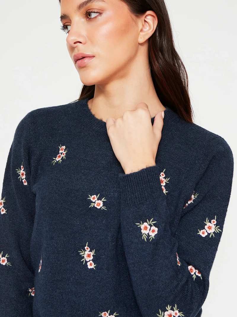 SWEATER MUJER AZIZ MANGA LARGA BORDADO - 3