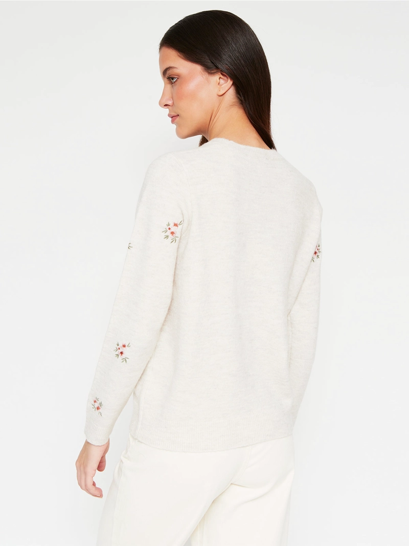 SWEATER MUJER AZIZ MANGA LARGA BORDADO - 2
