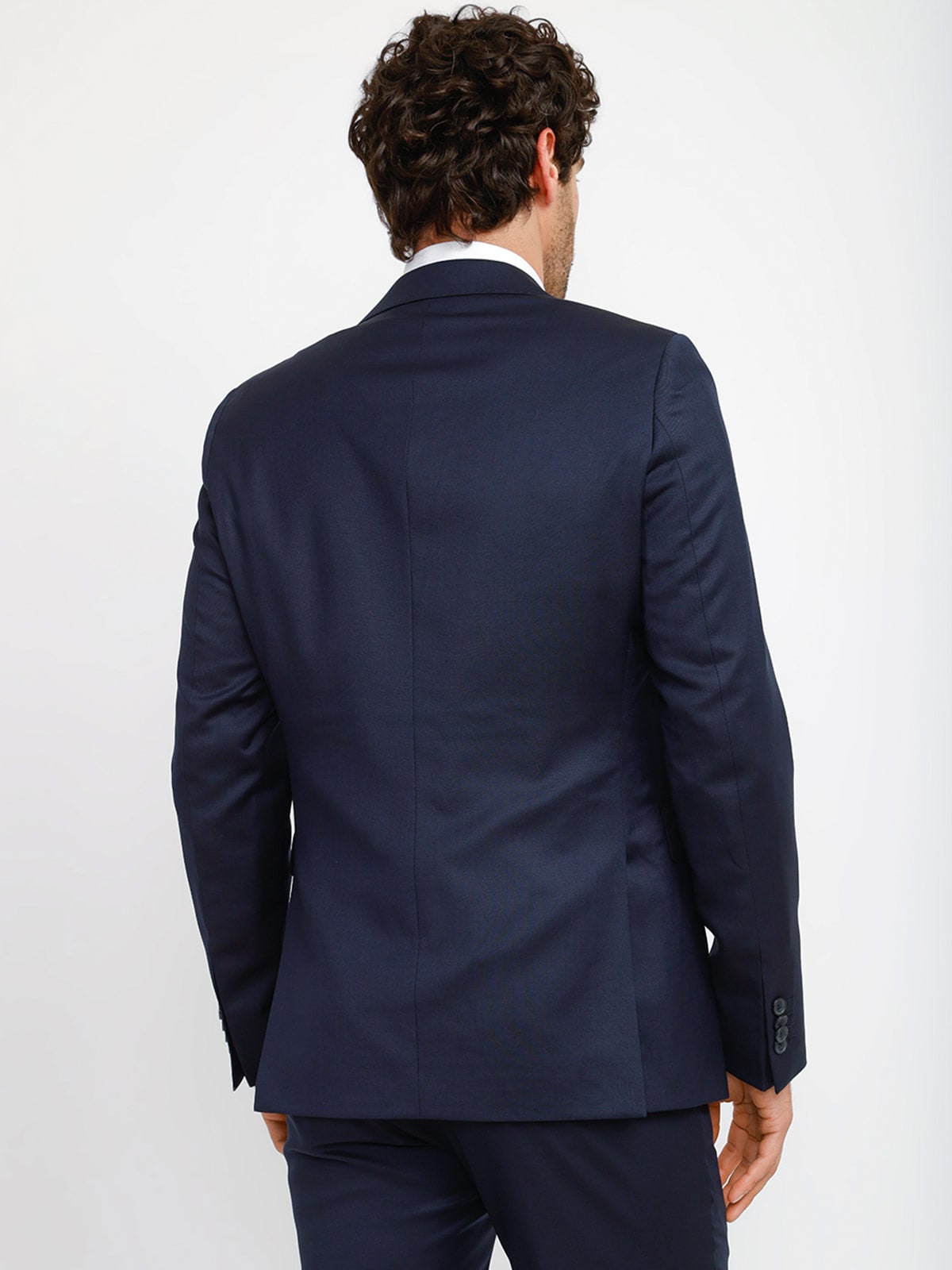 TERNO HOMBRE PERRY ELLIS LANA WILLOW - 3