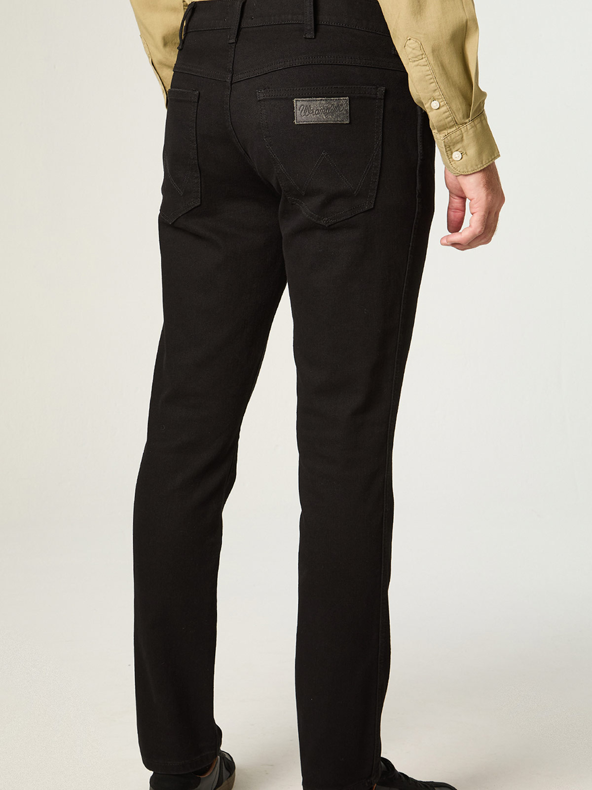 JEANS HOMBRE WRANGLER ALGODÓN SLIM TAPERED - 3