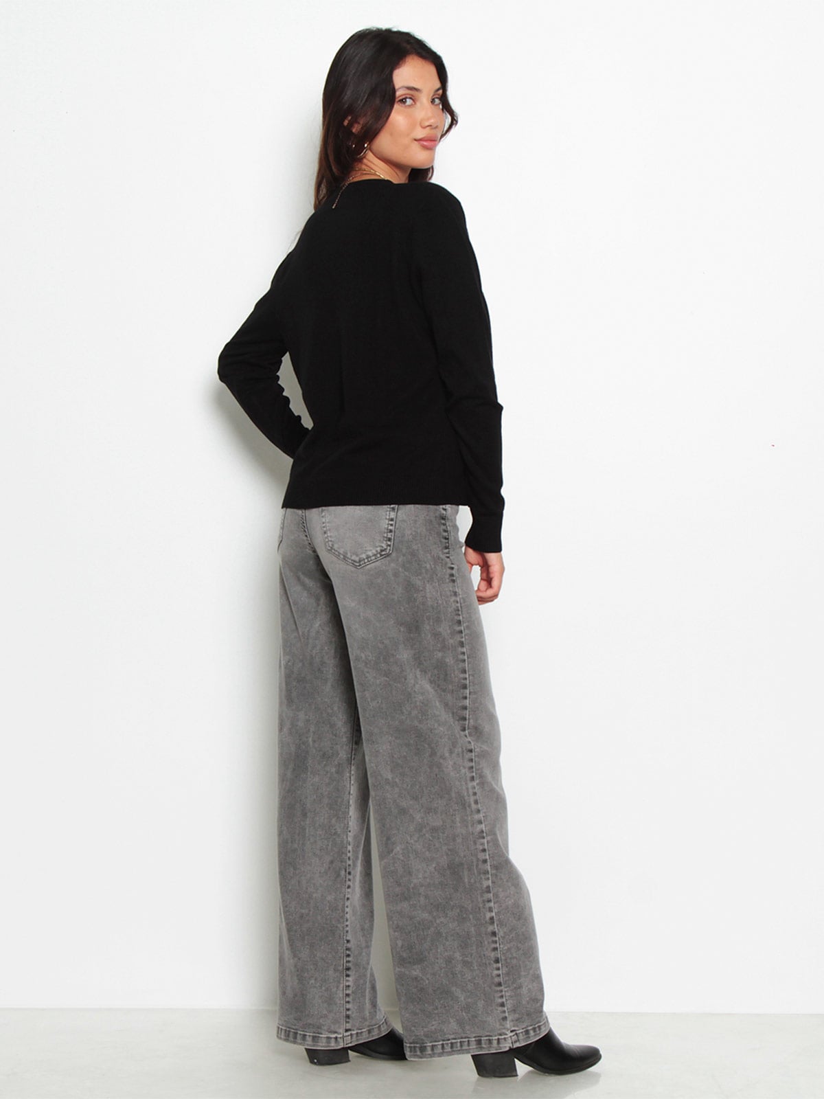 SWEATER MUJER WADOS MANGA LARGA ABOTONADO - 3