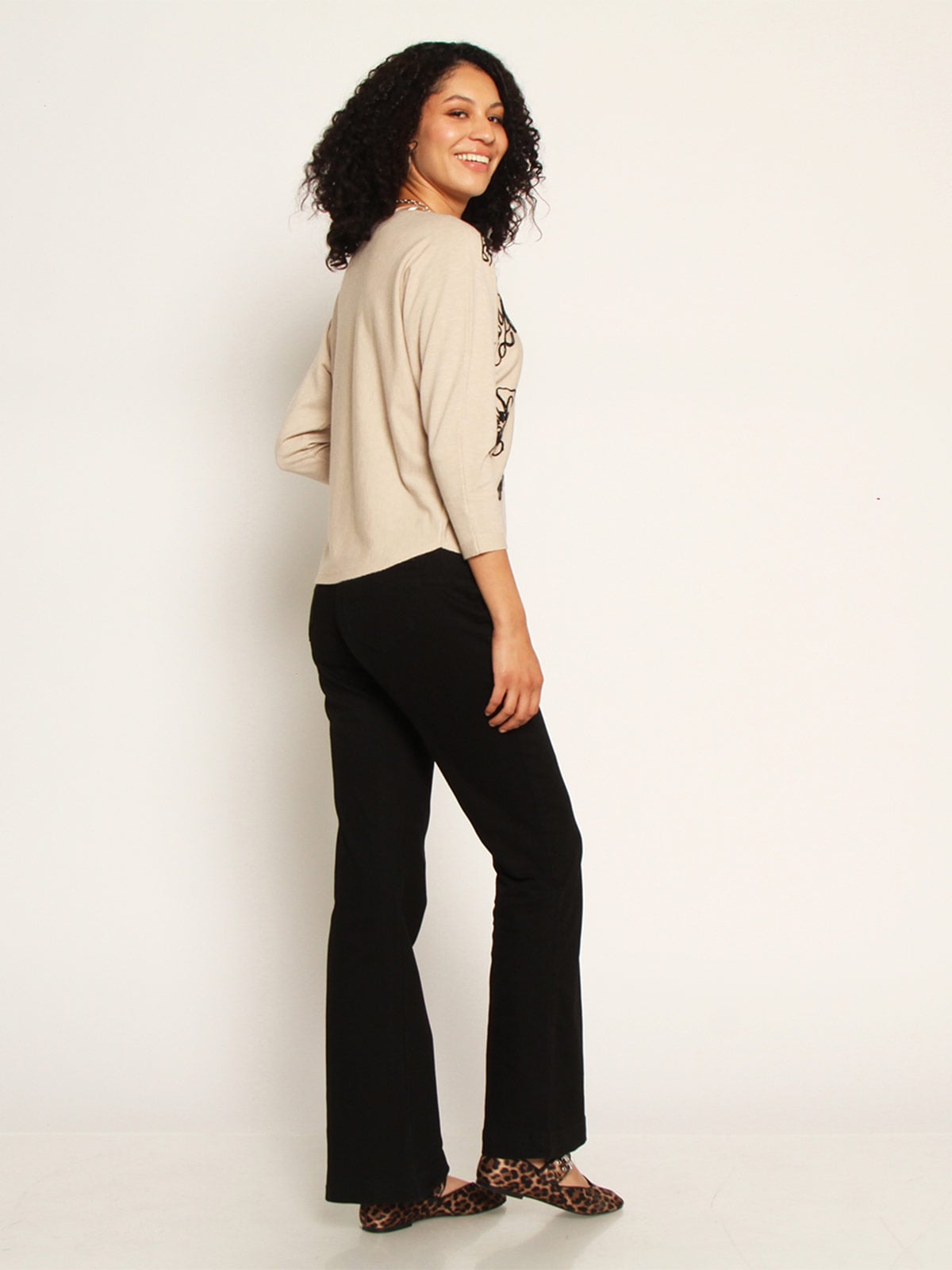 SWEATER MUJER WADOS ESCOTE REDONDO MANGA 3/4 BORDADO  - 3