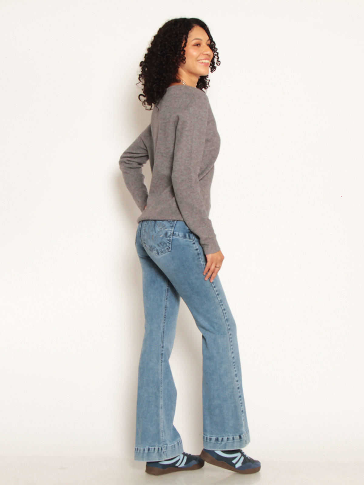 SWEATER MUJER WADOS ESCOTE EN V MANGA LARGA - 3