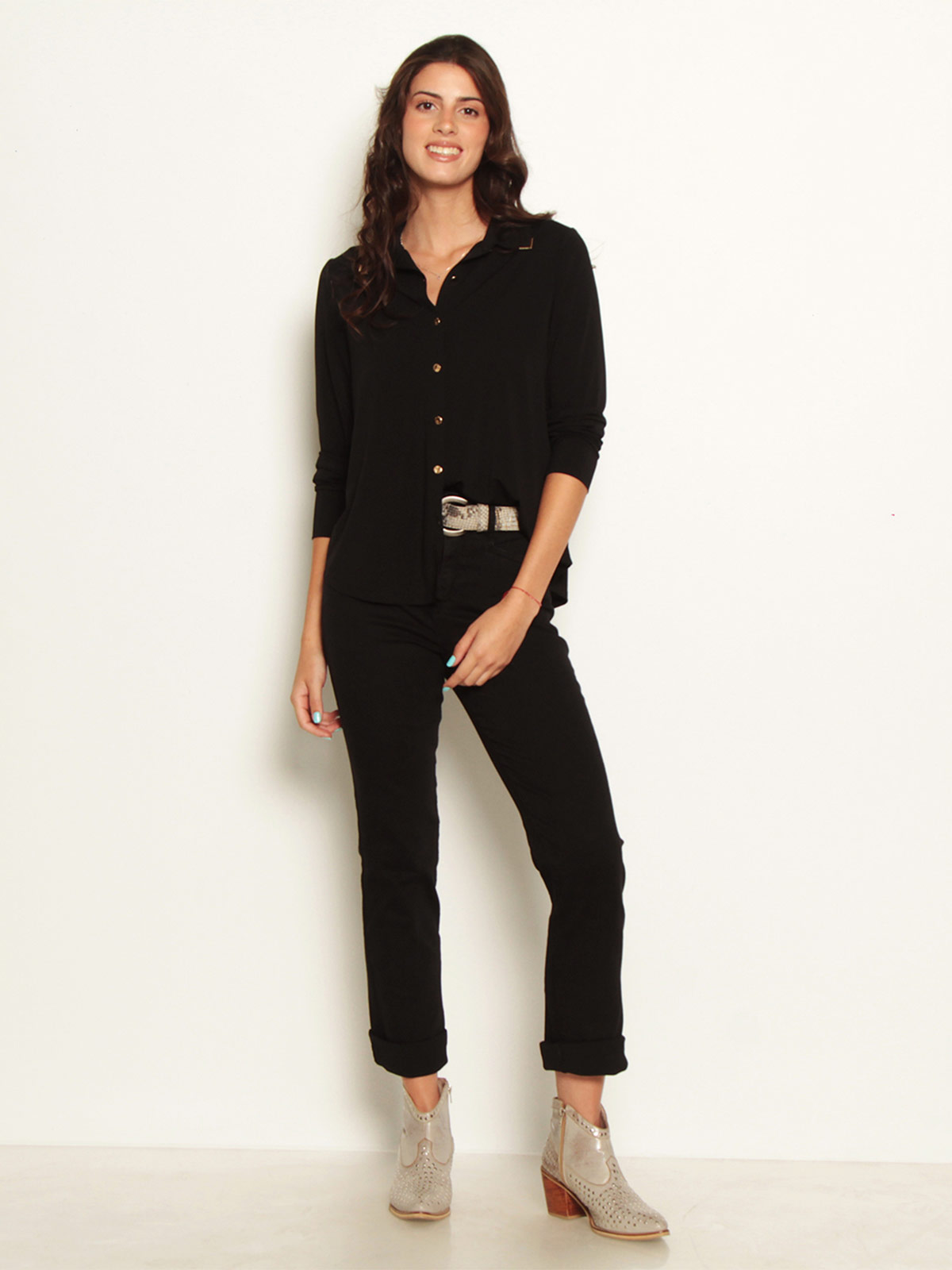 BLUSA MUJER WADOS MANGA LARGA ABOTONADA - 1