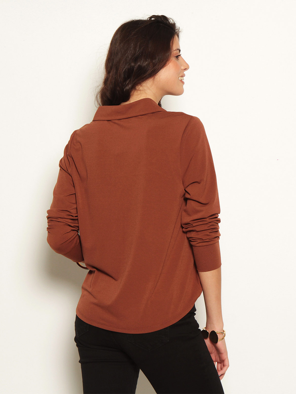 BLUSA MUJER WADOS MANGA LARGA ABOTONADA - 4