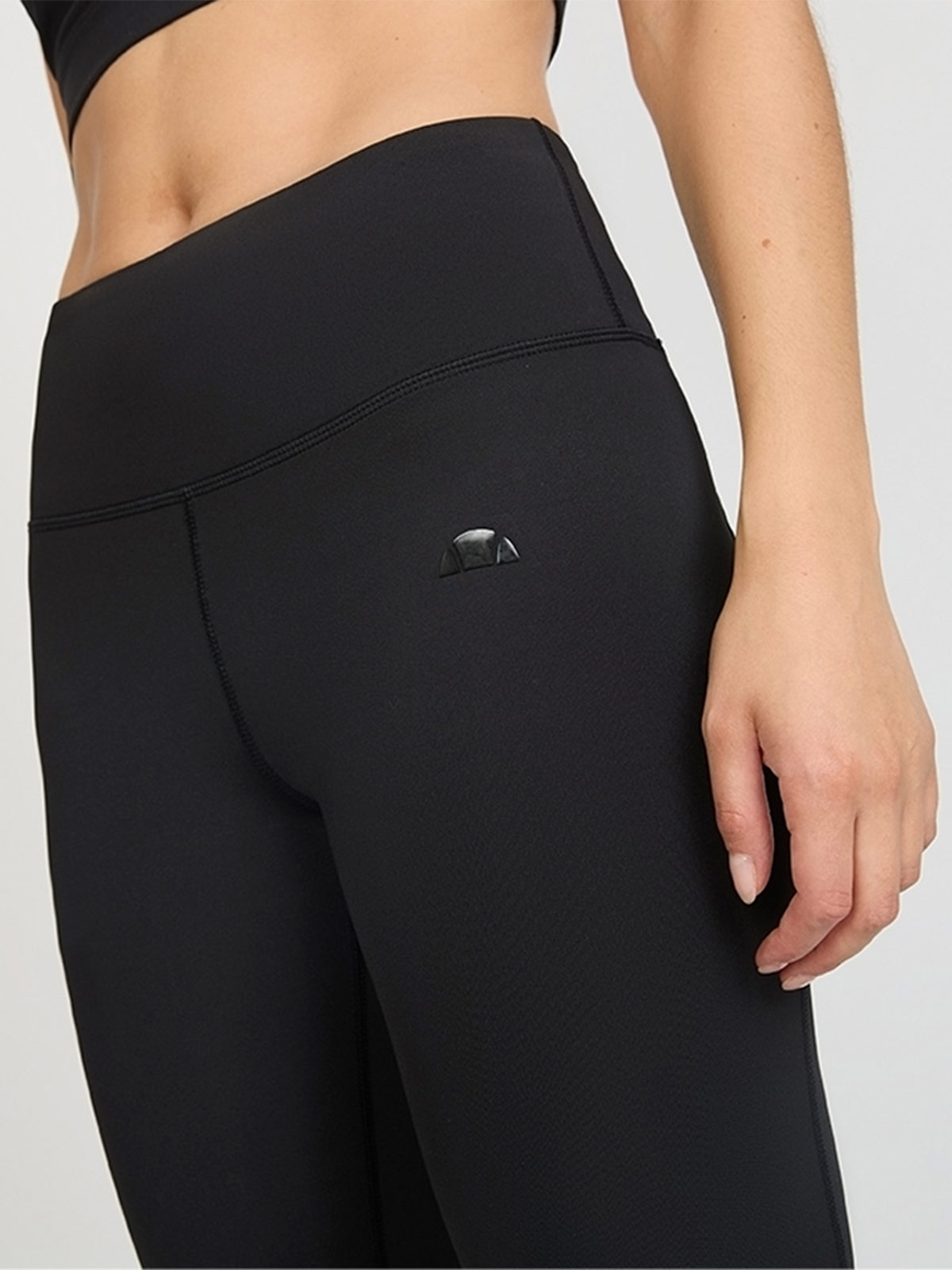 CALZA MUJER ELLESSE SALVADORA CORTE RECTO - 3