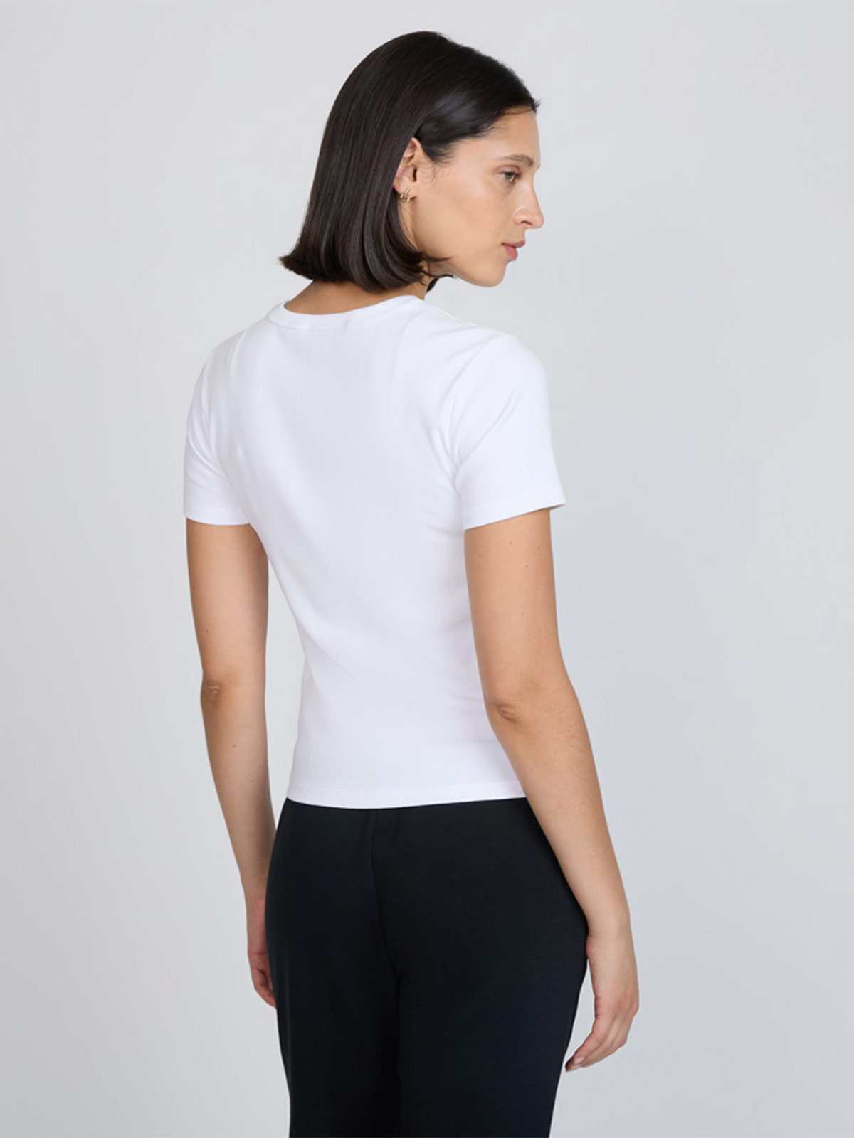 POLERA MUJER ELLESSE SIN MANGAS MALU - 2