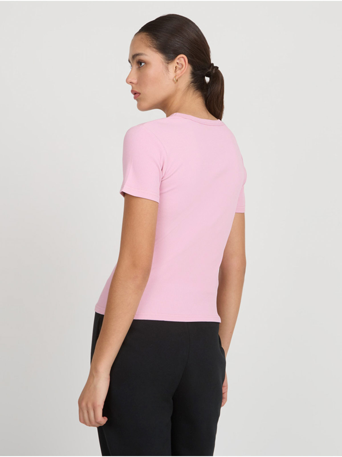POLERA MUJER ELLESSE SIN MANGAS MALU - 2