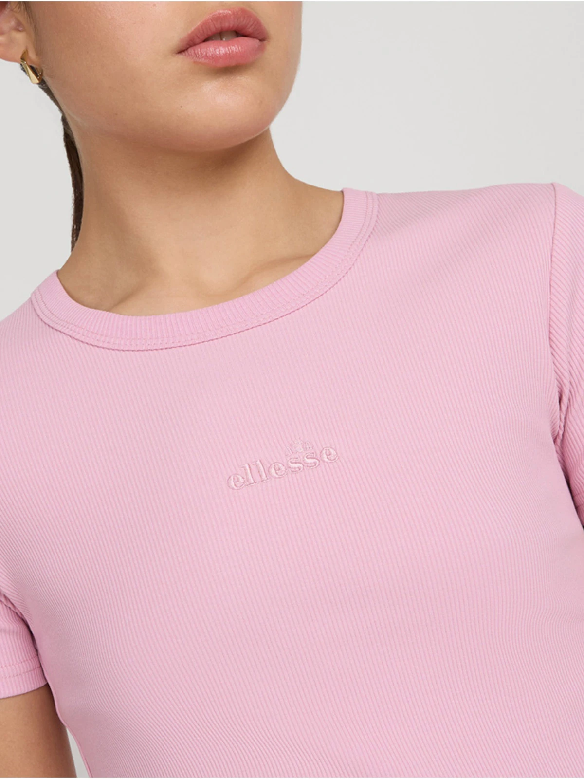 POLERA MUJER ELLESSE SIN MANGAS MALU - 3