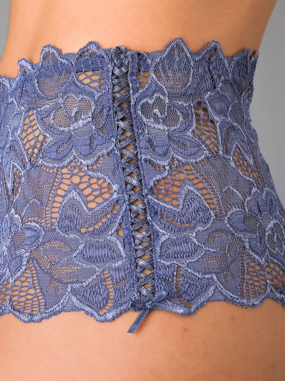 PANTALETA FLORES ENCAJE PASAMANERÍA Y LYCRA - 3