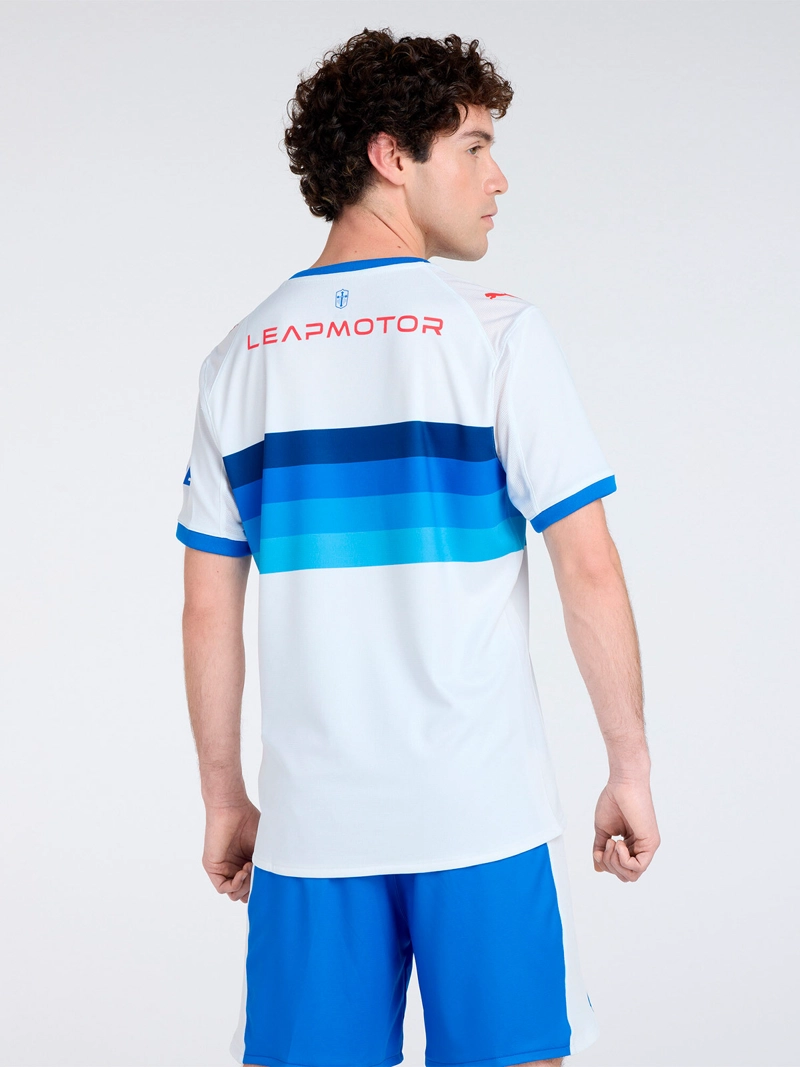 POLERA HOMBRE PUMA MANGA CORTA UNIVERSIDAD CATÓLICA LOCAL - 2