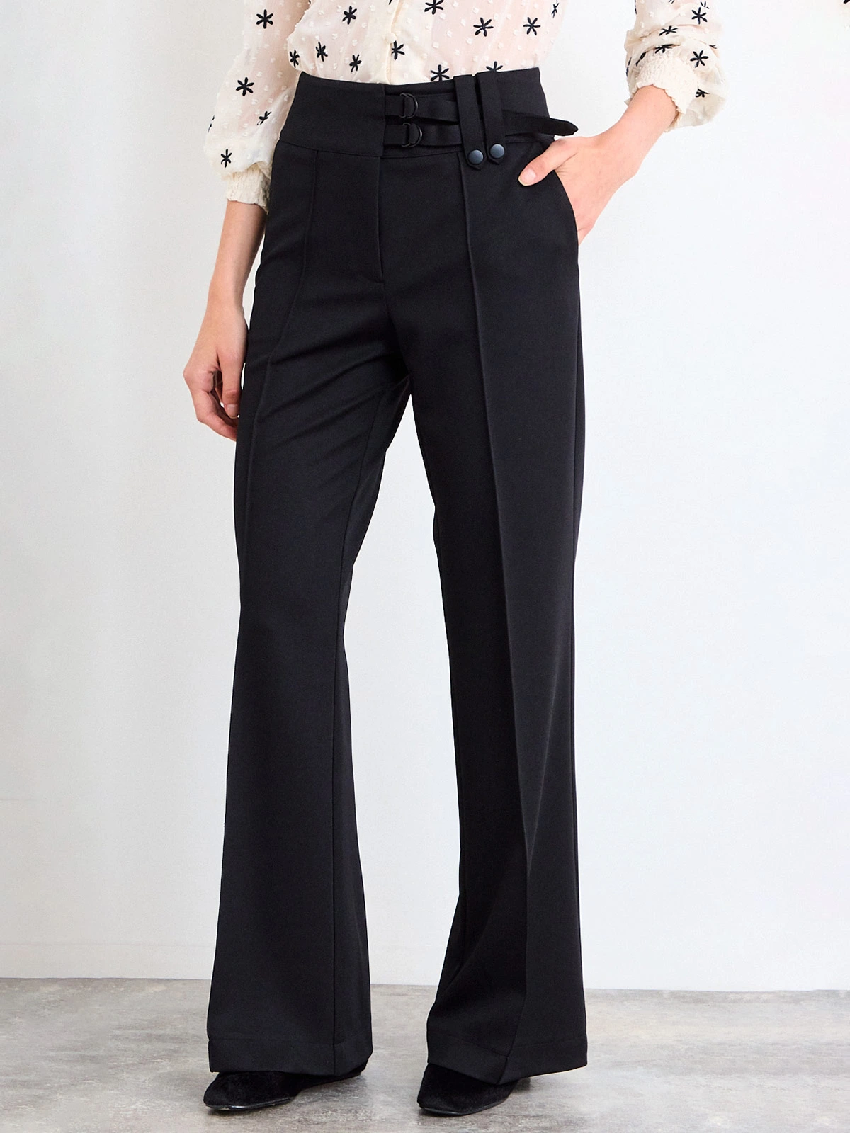 PANTALÓN MUJER IO FLARE HEBILLA - 3