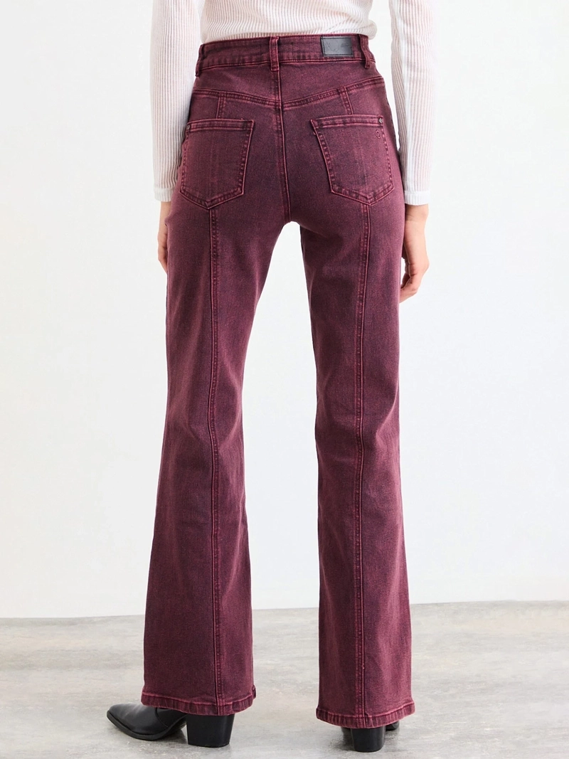 JEANS MUJER IO ALGODÓN FLARE CORTE VERTICAL - 3
