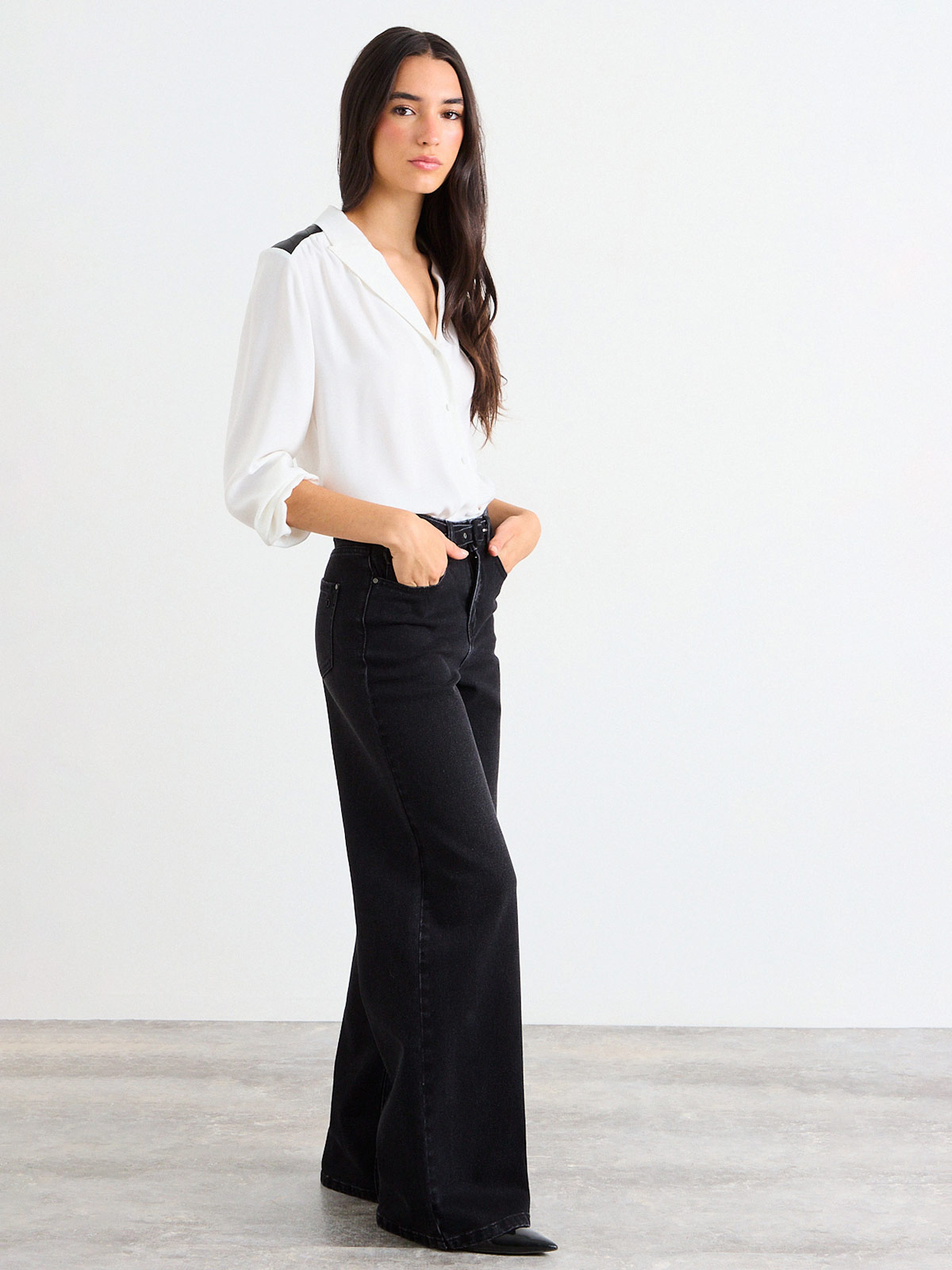 BLUSA MUJER IO SOLAPA Y HOMBRERAS - 2