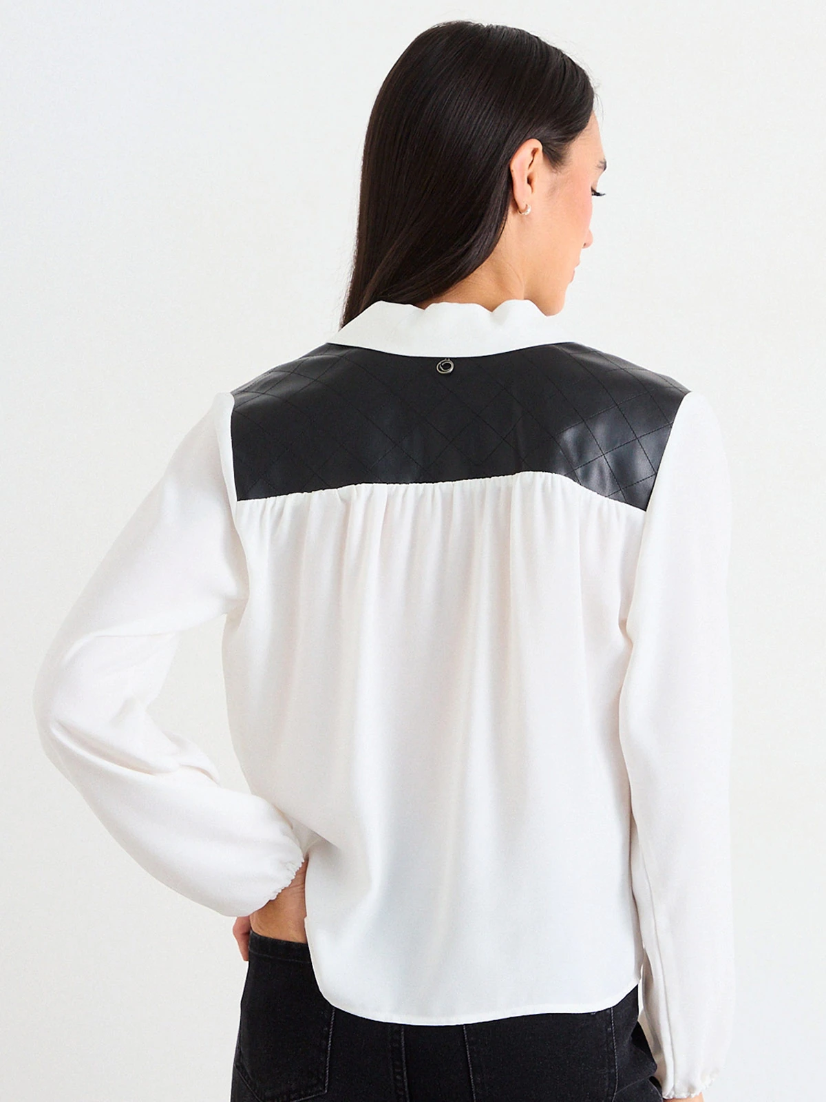 BLUSA MUJER IO SOLAPA Y HOMBRERAS - 4