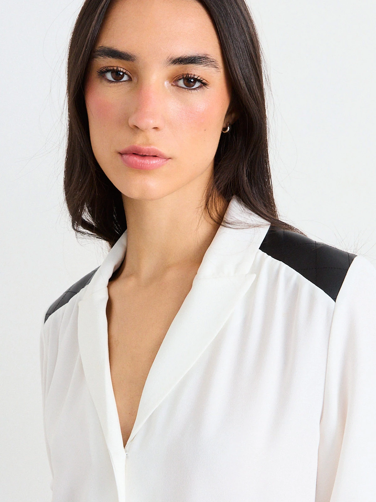 BLUSA MUJER IO SOLAPA Y HOMBRERAS - 5
