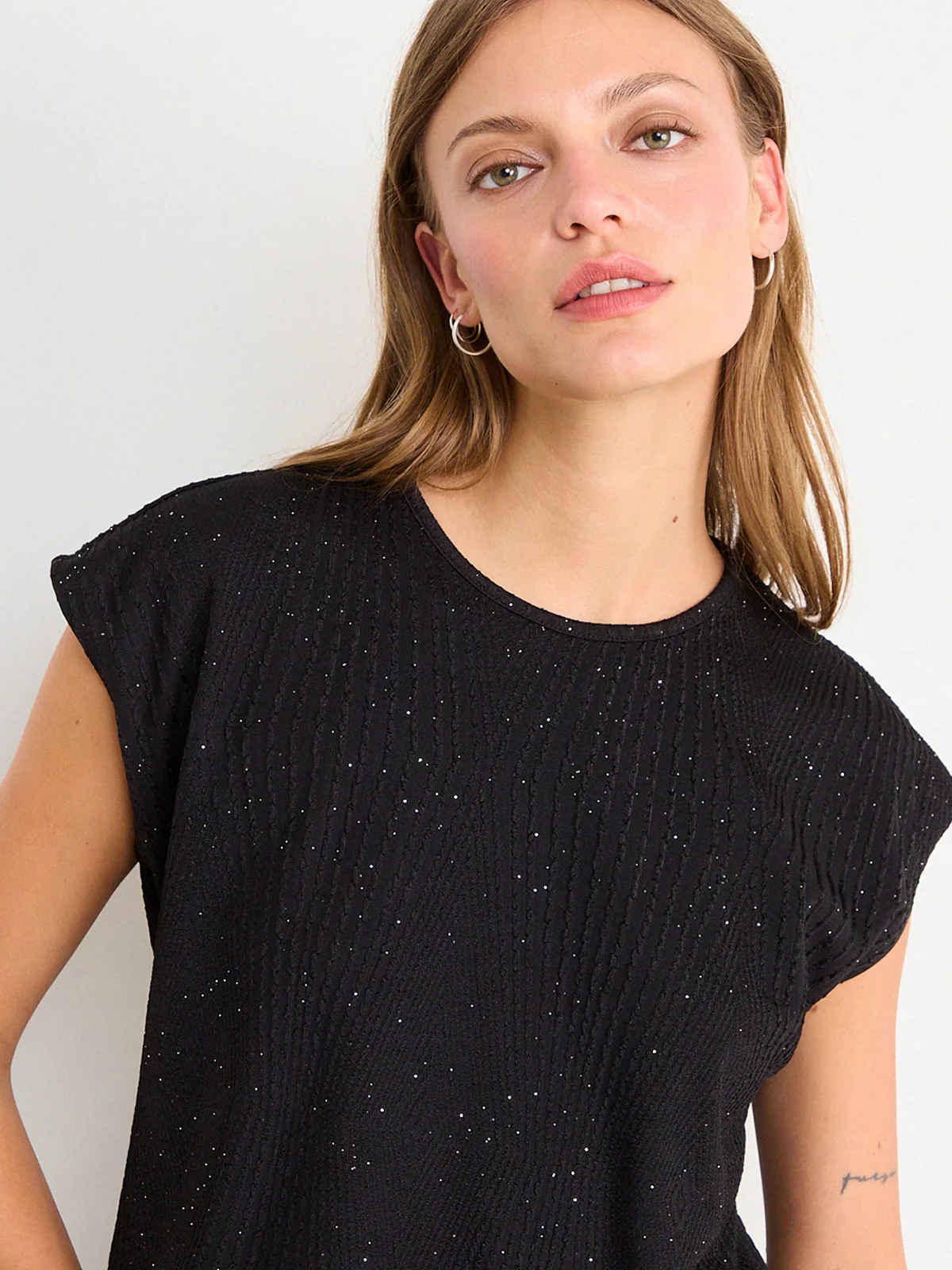 POLERA MUJER IO SIN MANGAS TEXTURA - 5