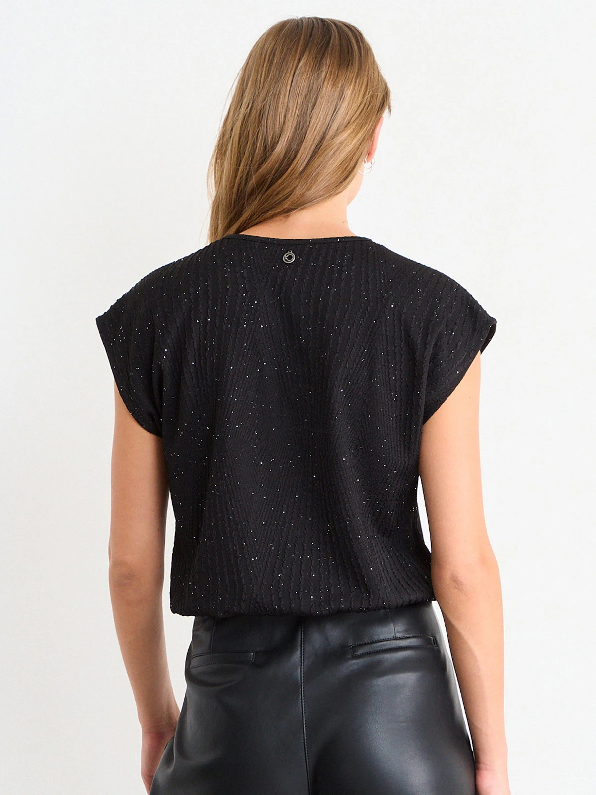 POLERA MUJER IO SIN MANGAS TEXTURA - 4