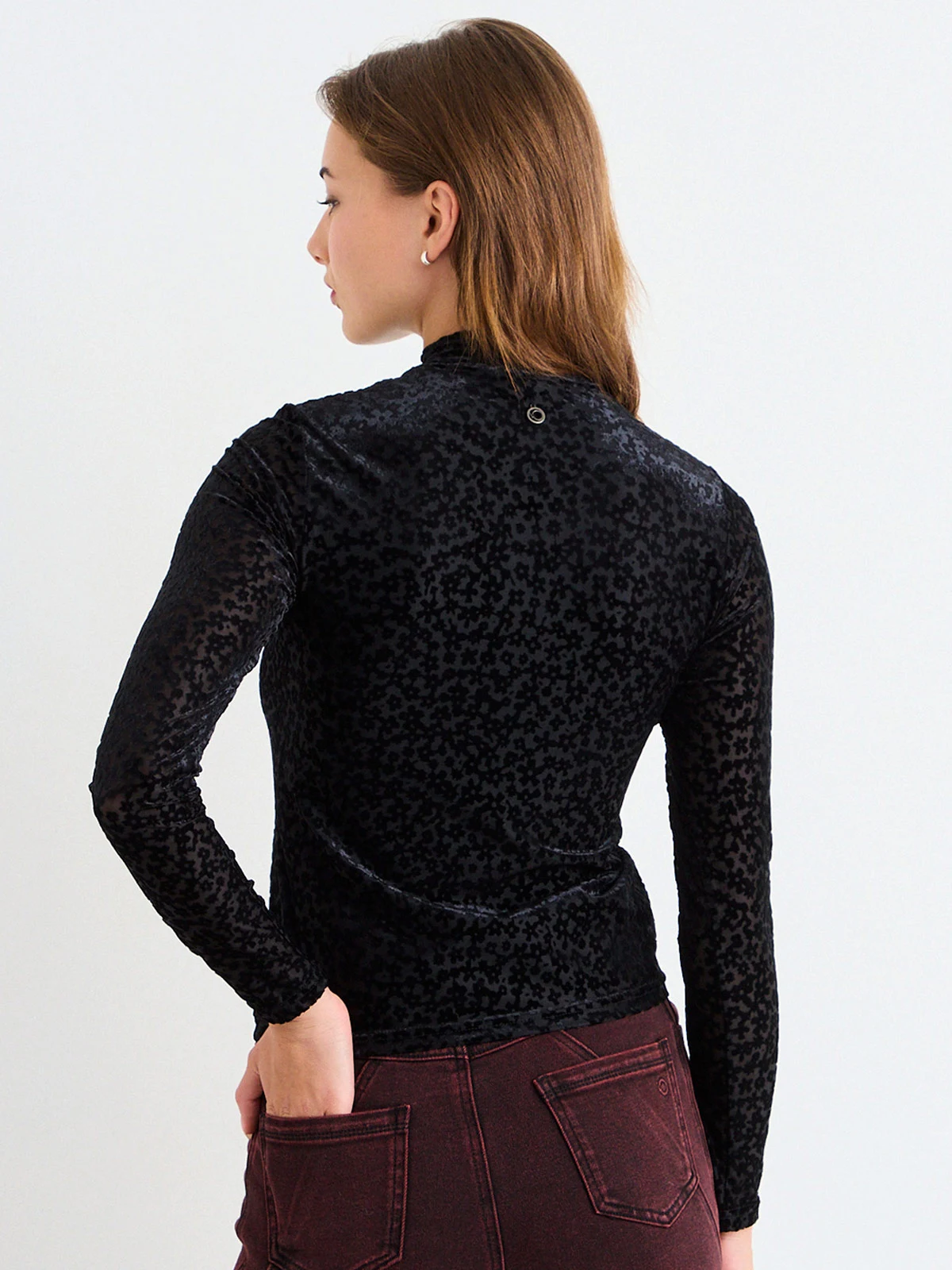 POLERA MUJER IO CUELLO SUBIDO MALLA FLOCK - 4