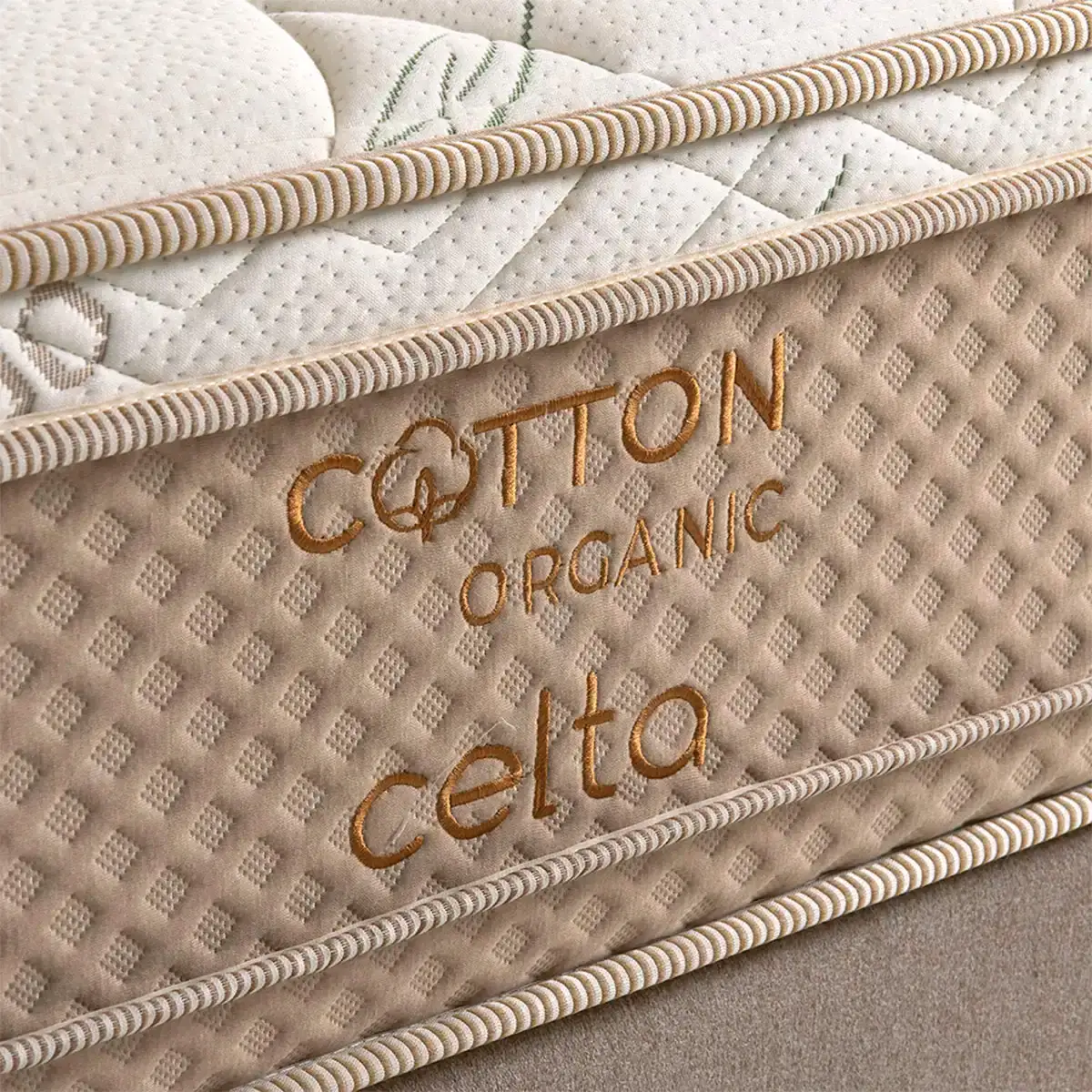 CAMA EUROPEA CELTA COTTON ORGANIC SÚPER KING + RESPALDO LISO N°6 XL - 3