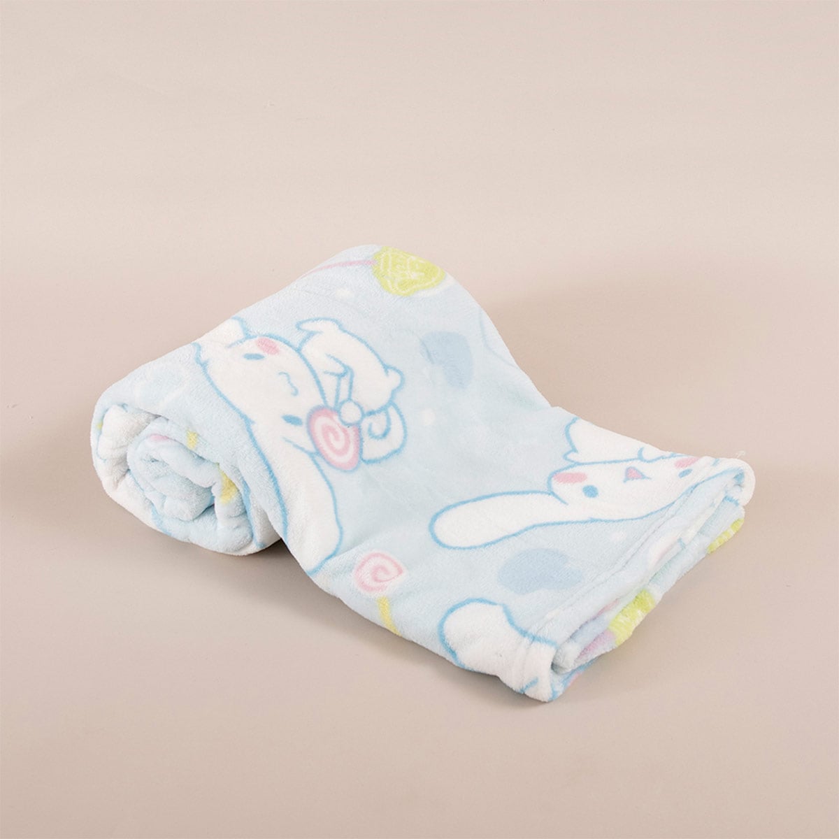 MANTA COJIN HELLO KITTY 3D 127X152 CINNAMON ROLL - 3