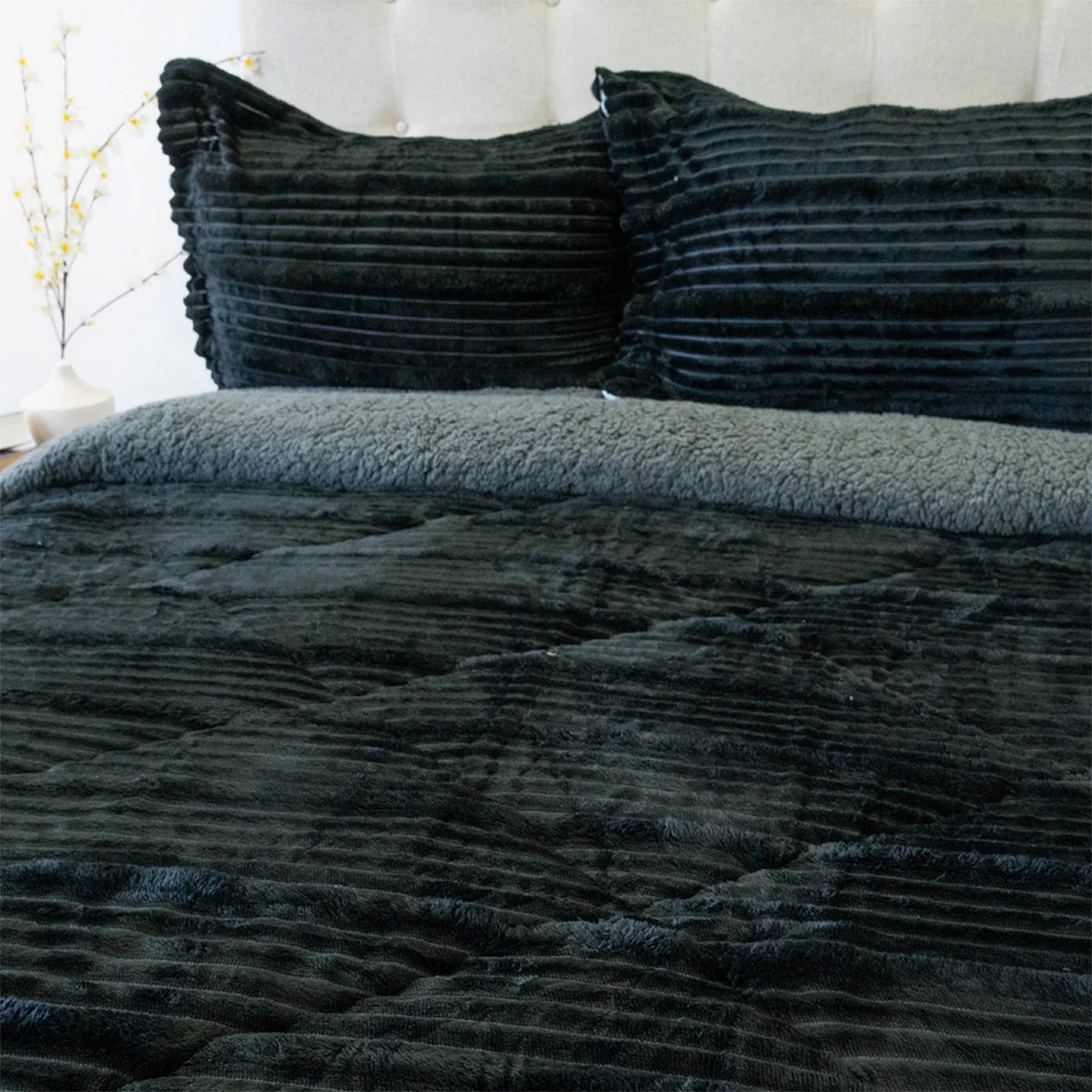 CUBRECAMA DORAL COTELONI SHERPA SÚPER KING NEGRO - 2