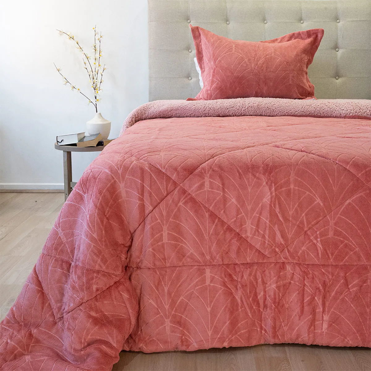 CUBRECAMA DORAL OUTBOSS SHERPA 1.5 PLAZAS CORAL - 1