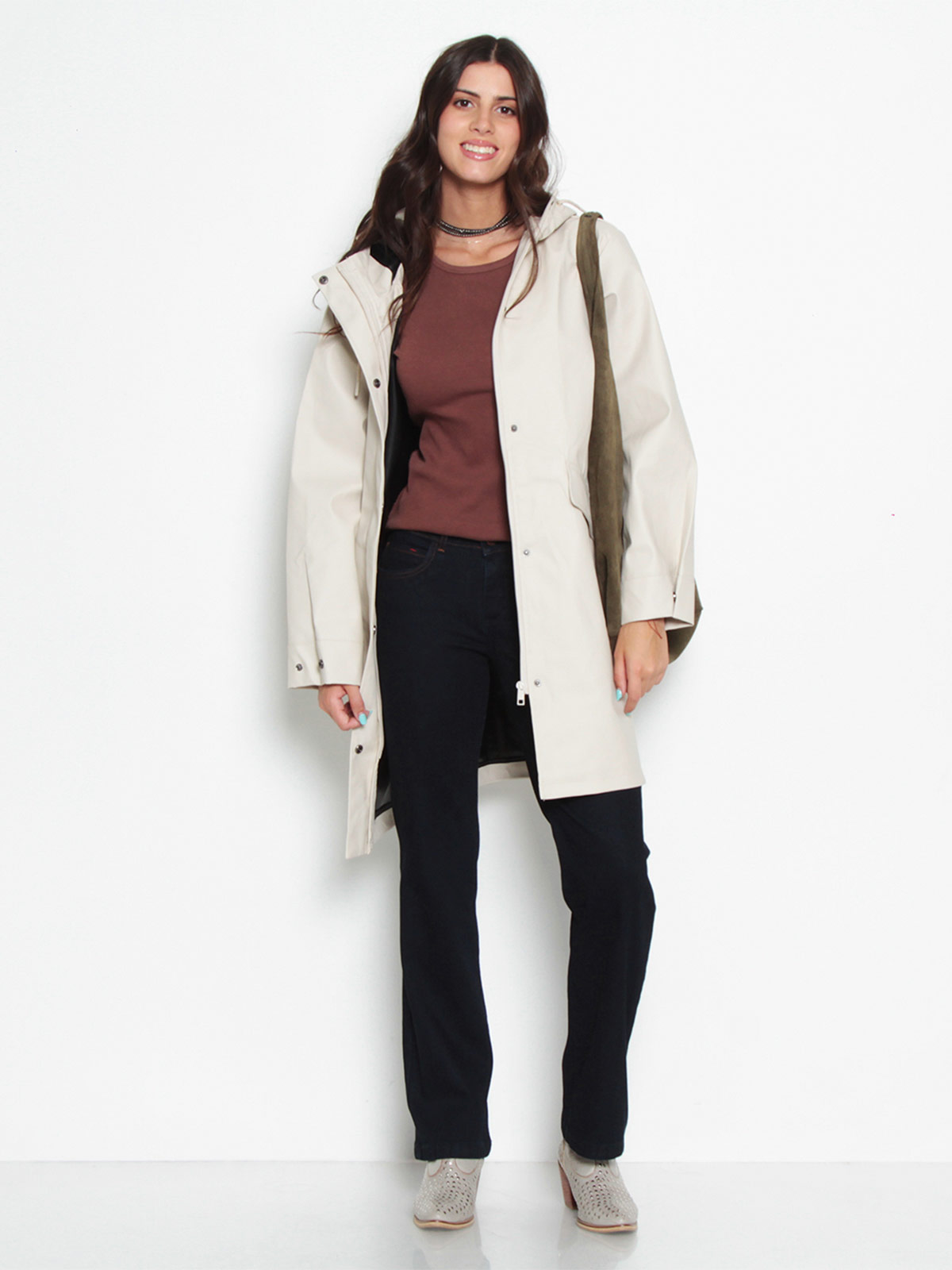 CHAQUETA MUJER WADOS IMPERMEABLE CAPUCHA Y BOLSILLOS - 1