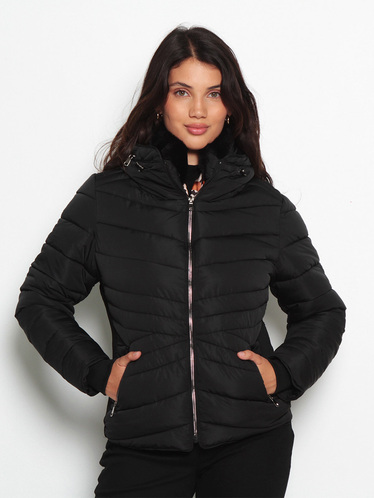 PARKA MUJER WADOS MANGA LARGA CAPUCHA - 2