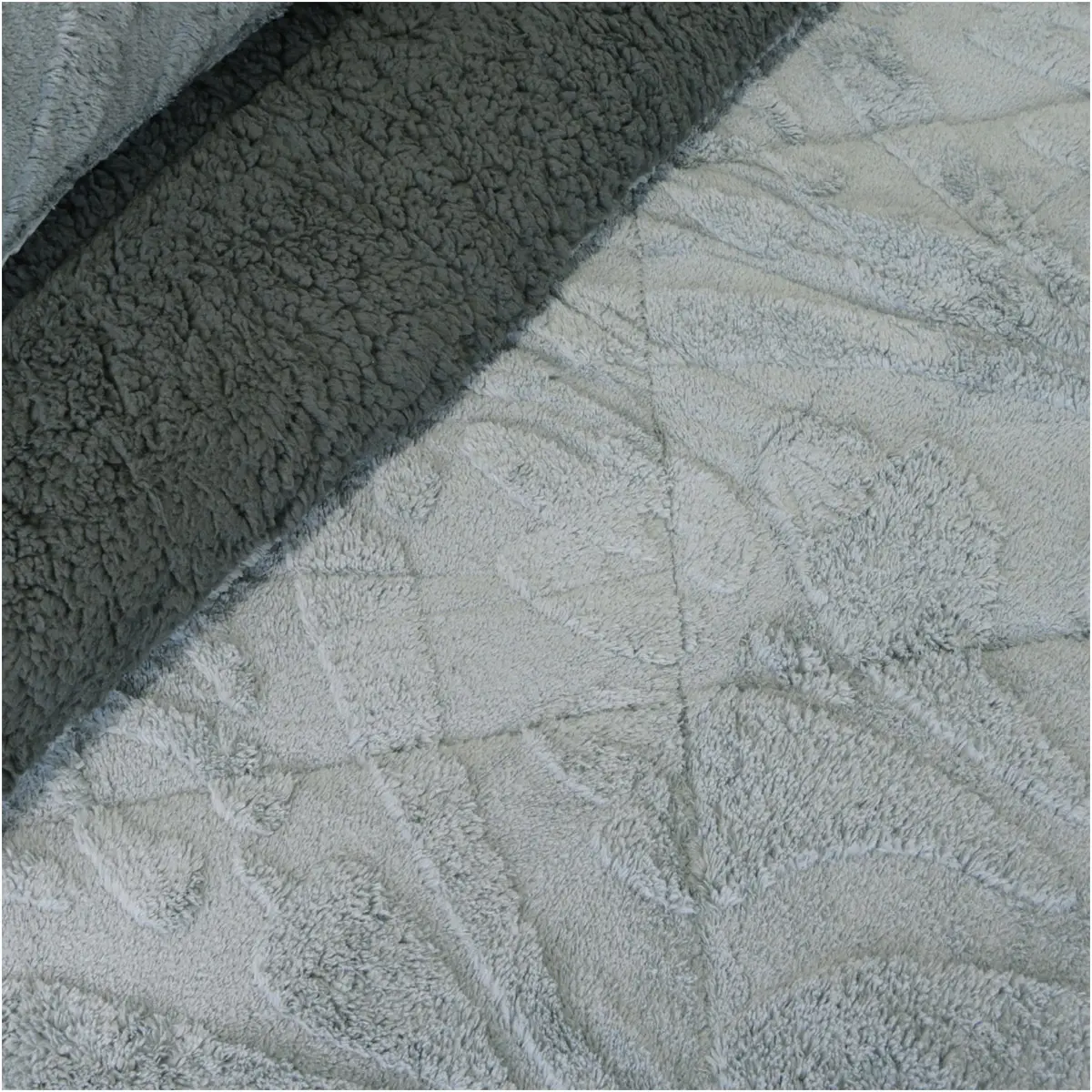 CUBRECAMA DORAL JACQUARD SHERP 3 P GRIS - 3