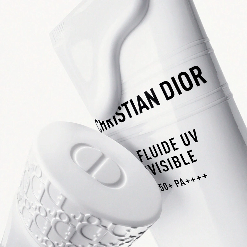 PROTECTOR SOLAR DIOR FLUIDO INVISIBLE SOLAR HIDRATANTE SPF50+ 30ML - 6