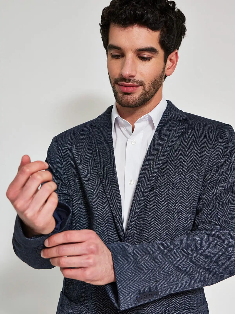 BLAZER HOMBRE CACHAREL DISEÑO ESPIGA BOLSILLOS - 3